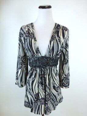 SKY BRAND jersey TOP  BLACK WHITE leather braid belted floral S